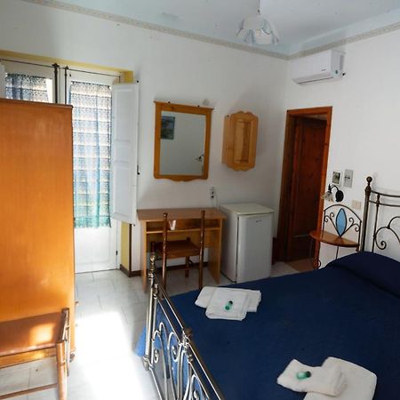 Casa Vittorio B&B ليباري المظهر الخارجي الصورة