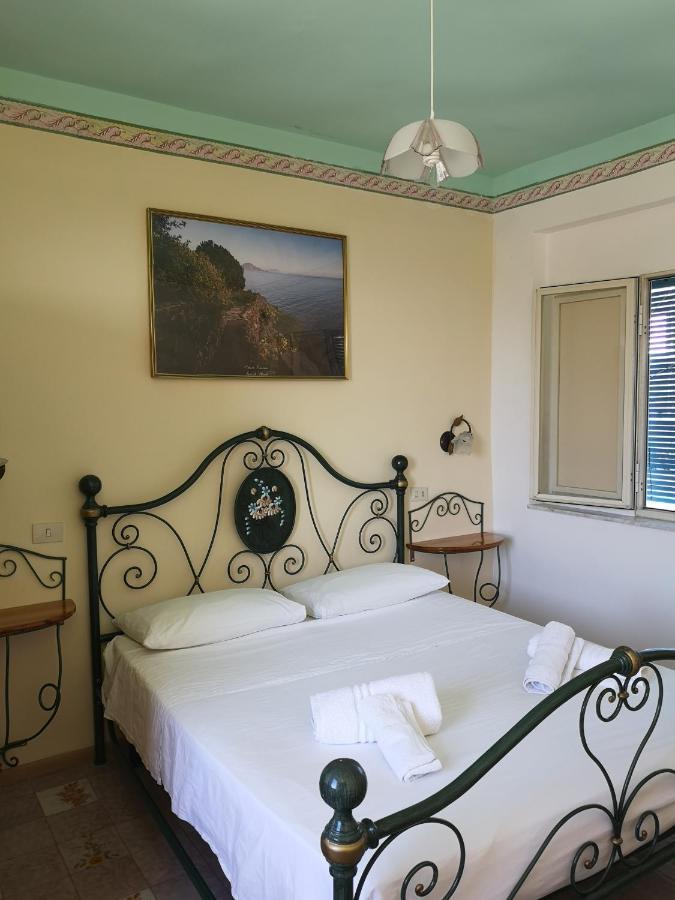 Casa Vittorio B&B ليباري المظهر الخارجي الصورة