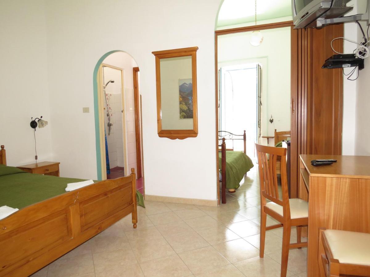 Casa Vittorio B&B ليباري المظهر الخارجي الصورة