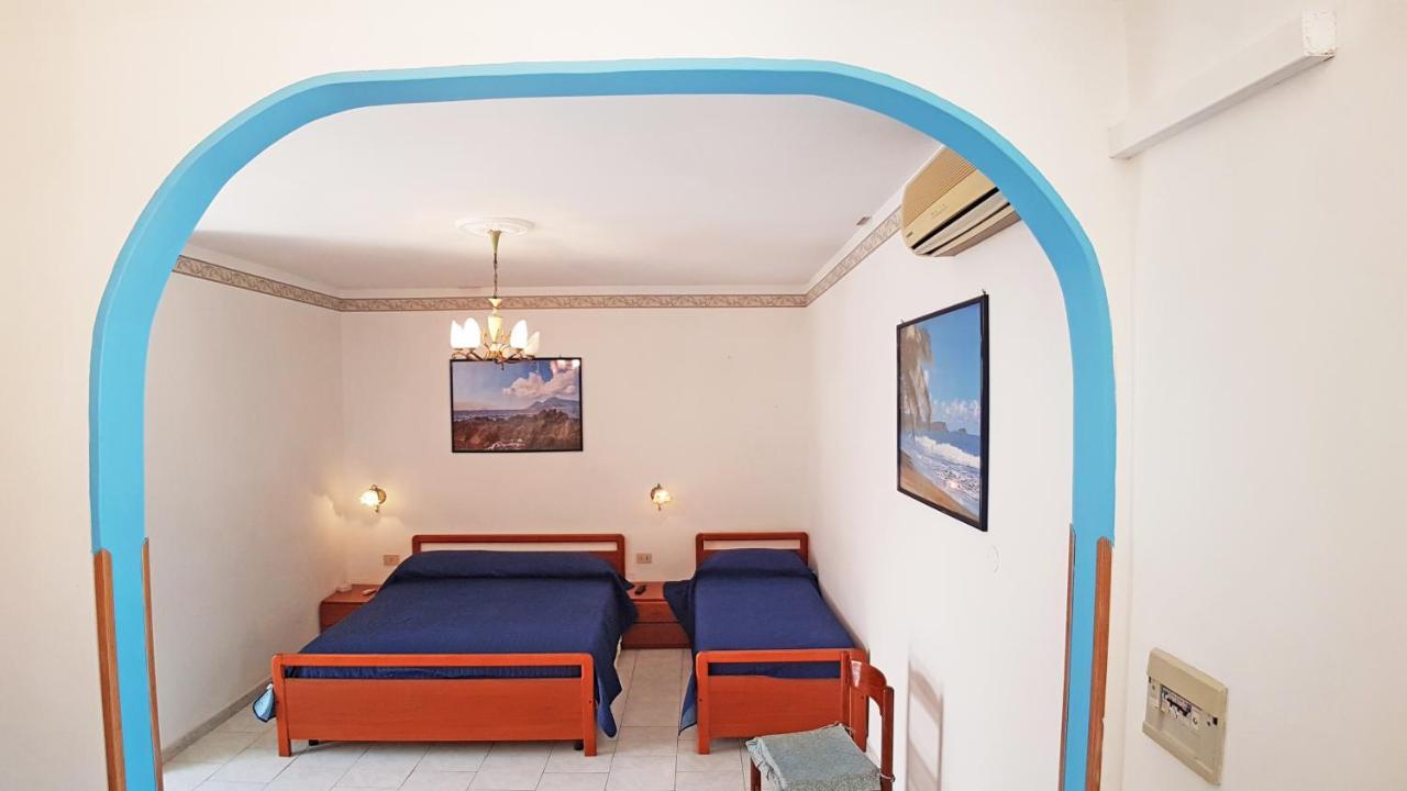 Casa Vittorio B&B ليباري المظهر الخارجي الصورة