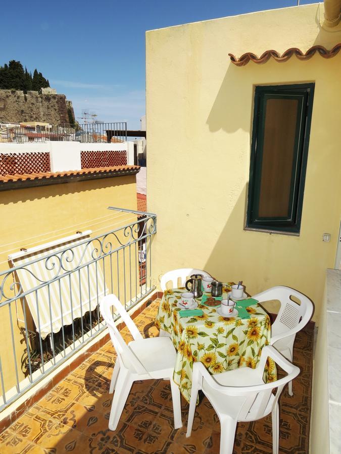 Casa Vittorio B&B ليباري المظهر الخارجي الصورة