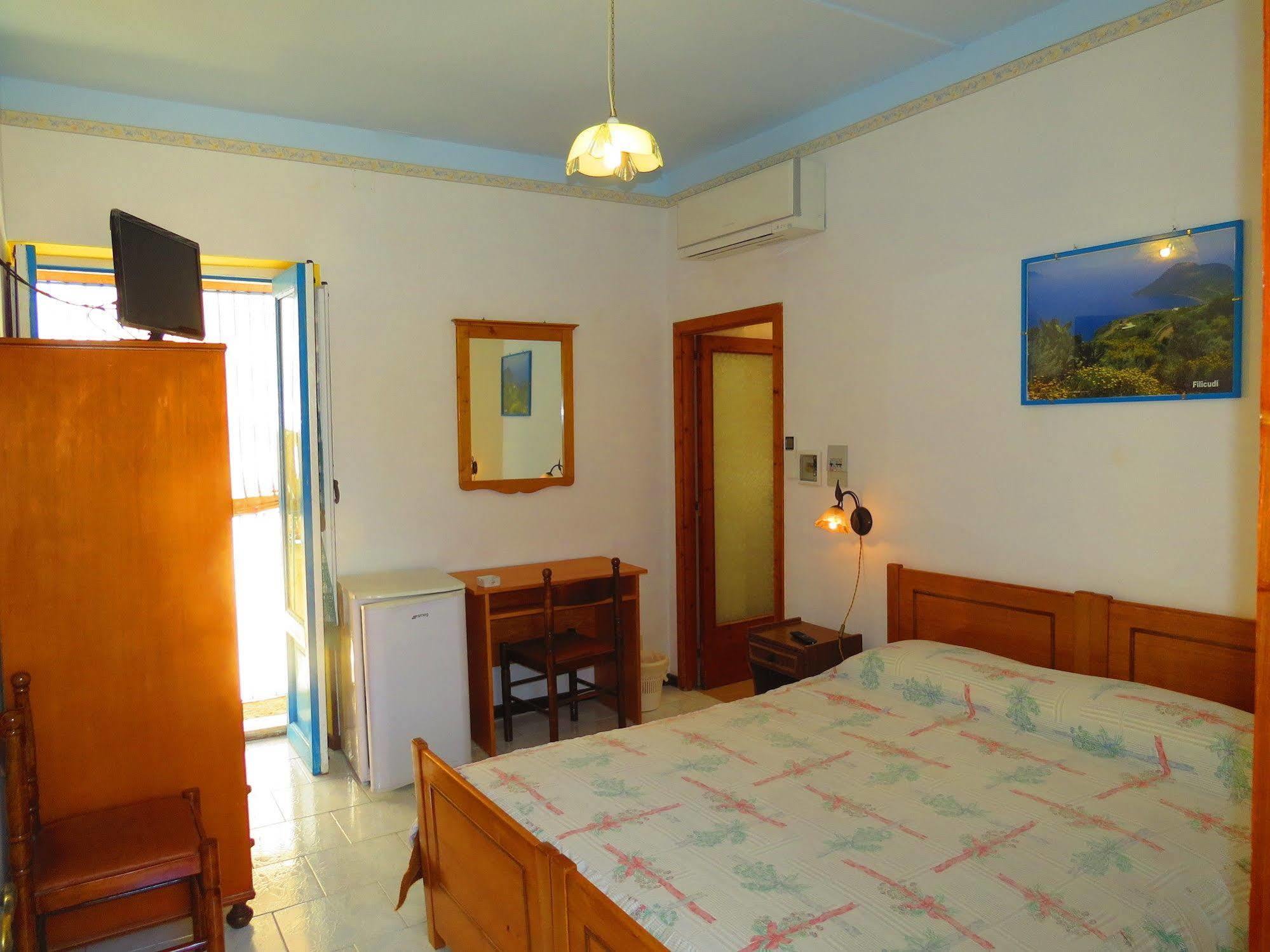 Casa Vittorio B&B ليباري المظهر الخارجي الصورة